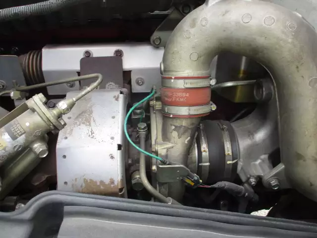 平成26年11月中古大型トラクタヘッド日野プロフィアの画像51