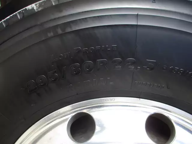 平成26年11月中古大型トラクタヘッド日野プロフィアの画像10