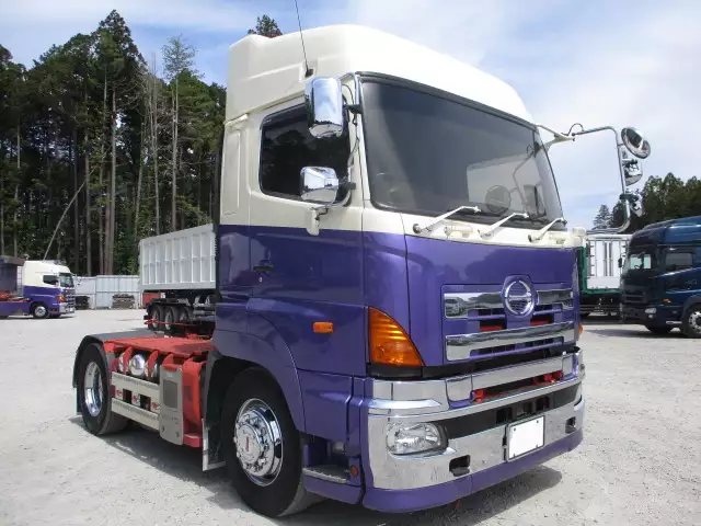 平成22年10月中古大型トラクタヘッド日野プロフィアの画像3