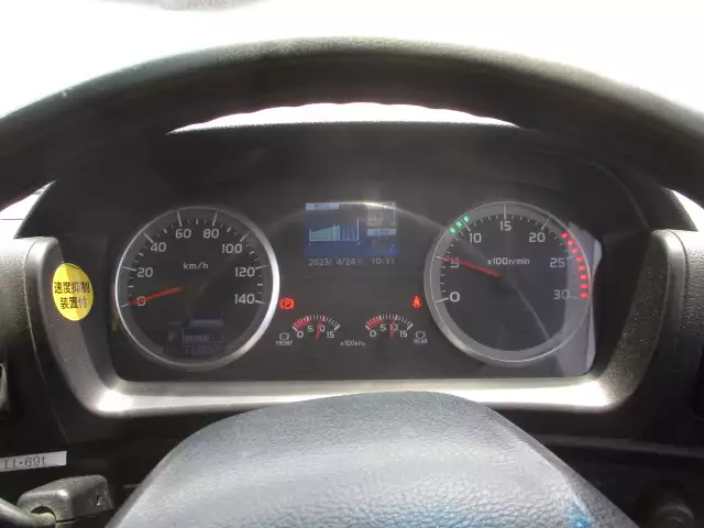 平成22年10月中古大型トラクタヘッド日野プロフィアの画像33