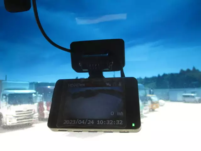 平成22年10月中古大型トラクタヘッド日野プロフィアの画像37