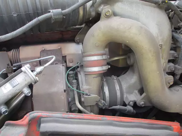 平成22年10月中古大型トラクタヘッド日野プロフィアの画像50