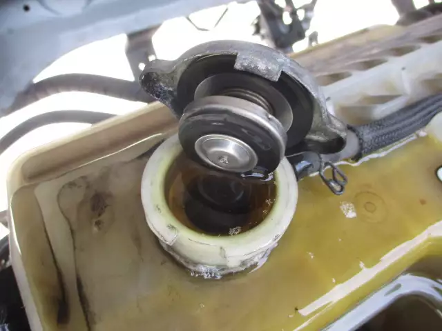 平成22年10月中古大型トラクタヘッド日野プロフィアの画像52