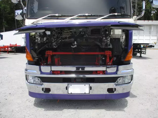 平成22年10月中古大型トラクタヘッド日野プロフィアの画像56