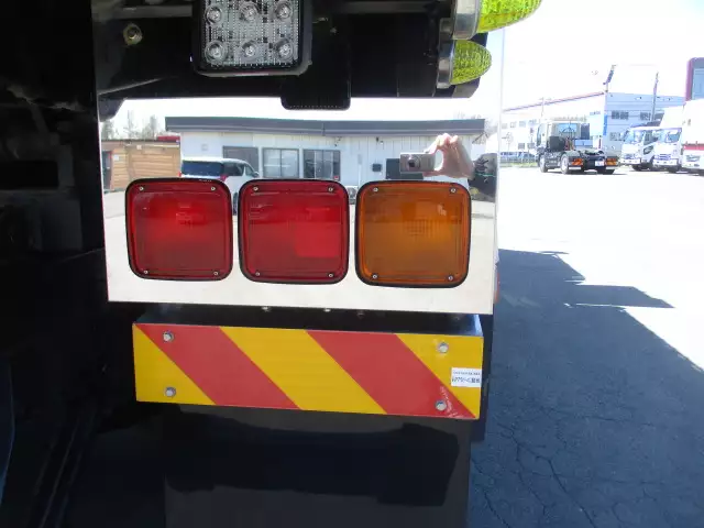 令和03年11月中古大型ダンプいすゞギガの画像13