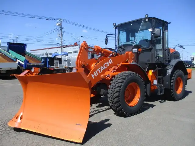 【恵庭ヤード使用】R3年  日立ZW140  タイヤショベル  スパイクタイヤ  2名キャブ  汎用ブレード  油圧ワンタッチ  STDバケット有の画像1