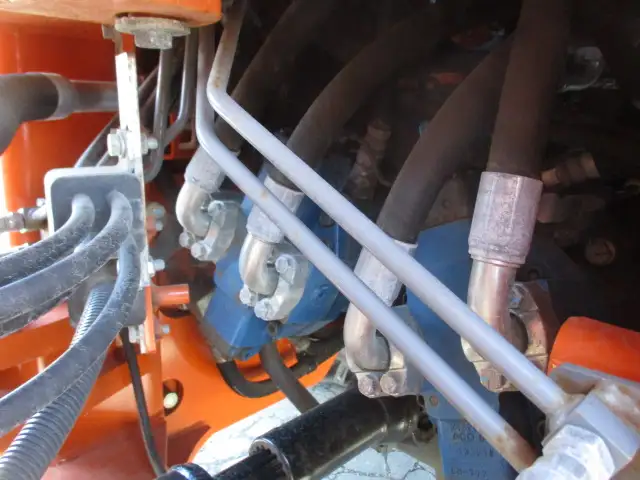 【恵庭ヤード使用】R3年  日立ZW140  タイヤショベル  スパイクタイヤ  2名キャブ  汎用ブレード  油圧ワンタッチ  STDバケット有の画像17