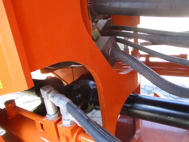 【恵庭ヤード使用】R3年  日立ZW140  タイヤショベル  スパイクタイヤ  2名キャブ  汎用ブレード  油圧ワンタッチ  STDバケット有の画像18