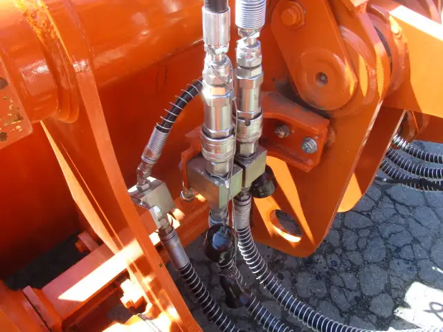 【恵庭ヤード使用】R3年  日立ZW140  タイヤショベル  スパイクタイヤ  2名キャブ  汎用ブレード  油圧ワンタッチ  STDバケット有の画像22