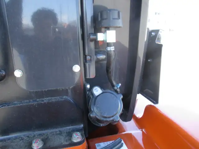 【恵庭ヤード使用】R3年  日立ZW140  タイヤショベル  スパイクタイヤ  2名キャブ  汎用ブレード  油圧ワンタッチ  STDバケット有の画像38