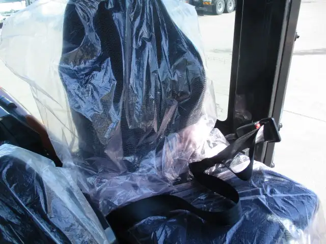 【恵庭ヤード使用】R3年  日立ZW140  タイヤショベル  スパイクタイヤ  2名キャブ  汎用ブレード  油圧ワンタッチ  STDバケット有の画像60