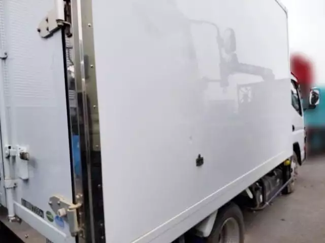 令和01年/平成31年04月中古小型冷凍バン・ウィング三菱ふそうキャンターの画像22