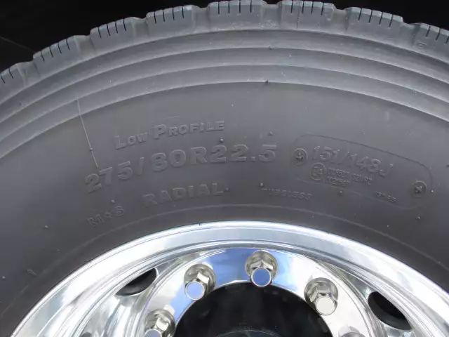 令和03年08月中古大型トラクタヘッド日産UDクオンの画像13