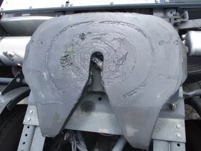 令和03年08月中古大型トラクタヘッド日産UDクオンの画像24