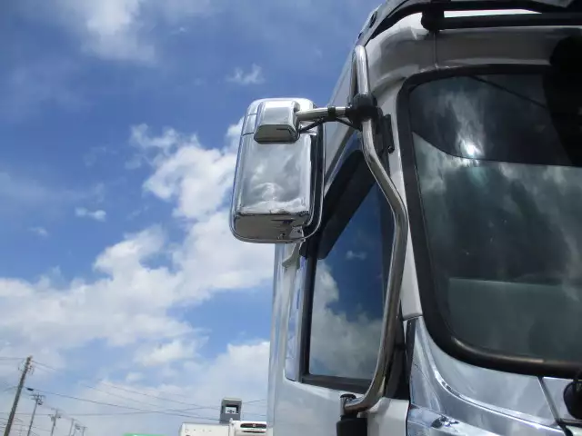 令和03年08月中古大型トラクタヘッド日産UDクオンの画像43