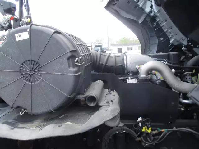 令和03年08月中古大型トラクタヘッド日産UDクオンの画像53