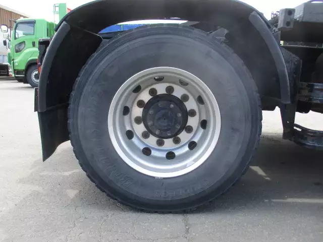 平成23年10月中古大型トラクタヘッド三菱ふそうスーパーグレートの画像12