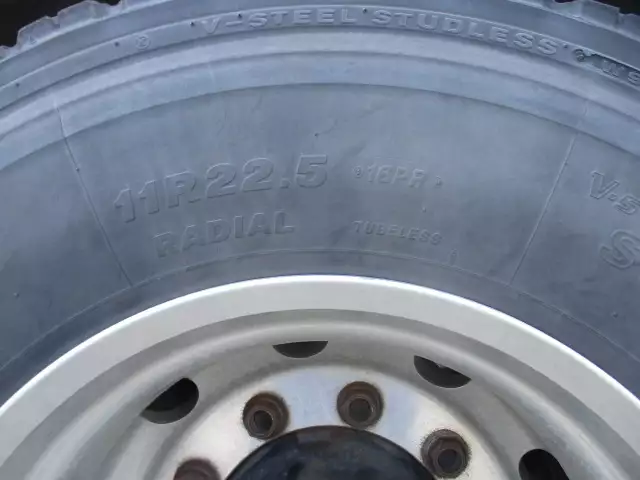 平成23年10月中古大型トラクタヘッド三菱ふそうスーパーグレートの画像13