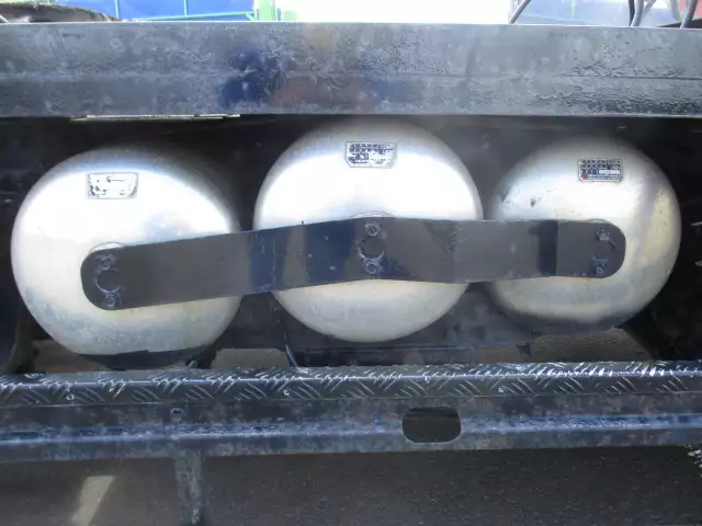 平成23年10月中古大型トラクタヘッド三菱ふそうスーパーグレートの画像15