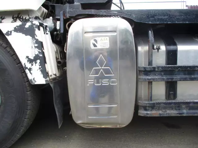 平成23年10月中古大型トラクタヘッド三菱ふそうスーパーグレートの画像17