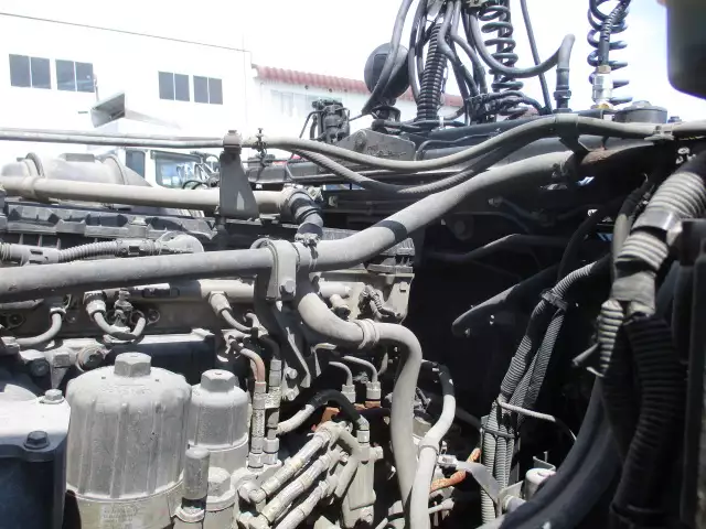 平成23年10月中古大型トラクタヘッド三菱ふそうスーパーグレートの画像40