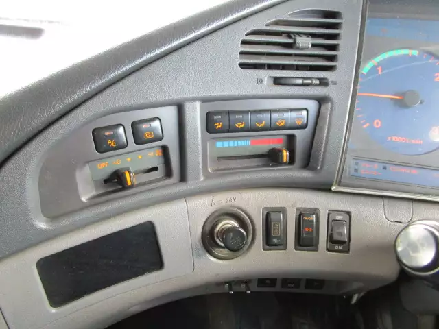 平成13年06月中古大型日野プロフィアの画像36