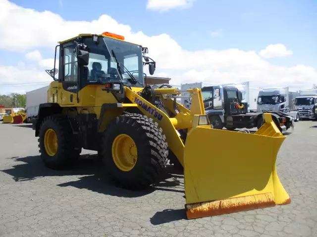 令和04年09月中古大型建設機械・フォークリフトコマツコマツの画像3