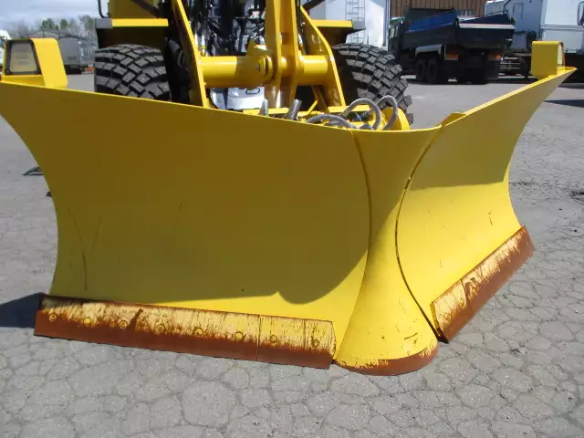 令和04年09月中古大型建設機械・フォークリフトコマツコマツの画像30