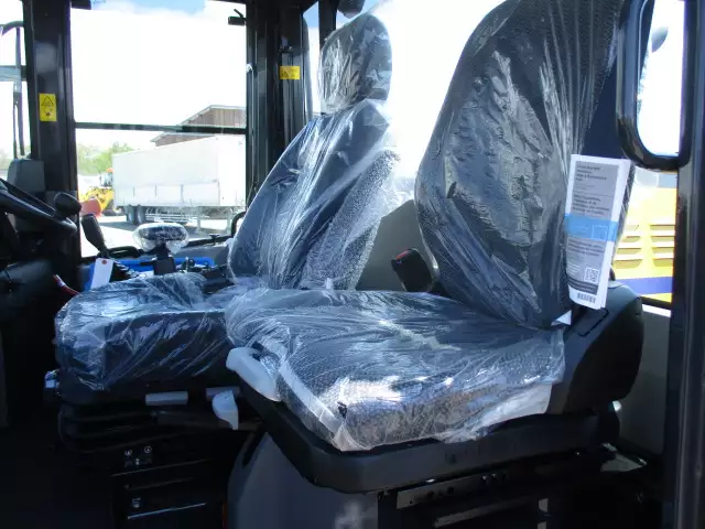 令和04年09月中古大型建設機械・フォークリフトコマツコマツの画像53