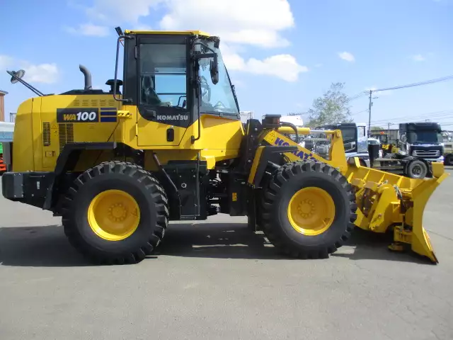 令和03年11月中古大型建設機械・フォークリフトコマツコマツの画像4