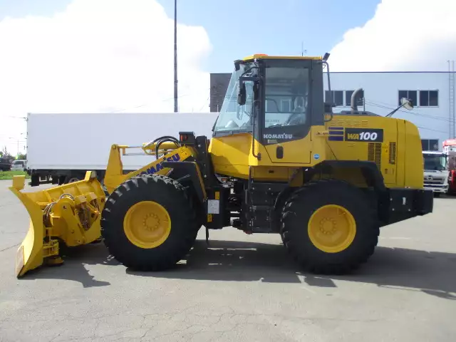 令和03年11月中古大型建設機械・フォークリフトコマツコマツの画像8