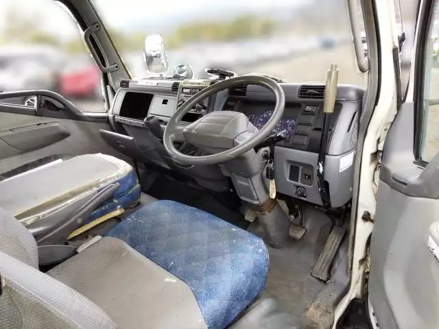 平成14年07月中古小型ミキサー車・高所作業車・その他特装車三菱ふそうキャンターの画像12