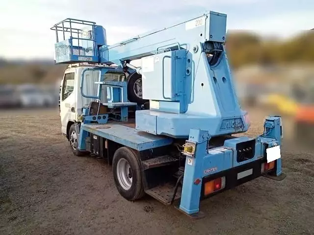 平成14年07月中古小型ミキサー車・高所作業車・その他特装車三菱ふそうキャンターの画像4