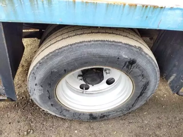 平成14年07月中古小型ミキサー車・高所作業車・その他特装車三菱ふそうキャンターの画像35