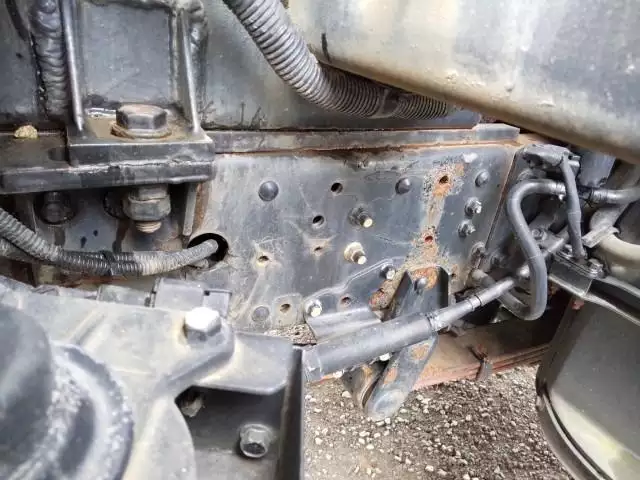 平成14年07月中古小型ミキサー車・高所作業車・その他特装車三菱ふそうキャンターの画像40