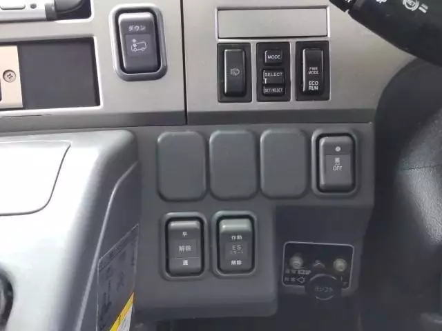 平成25年04月中古大型バス日野セレガの画像12