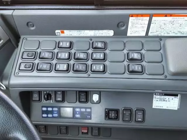 平成25年04月中古大型バス日野セレガの画像14