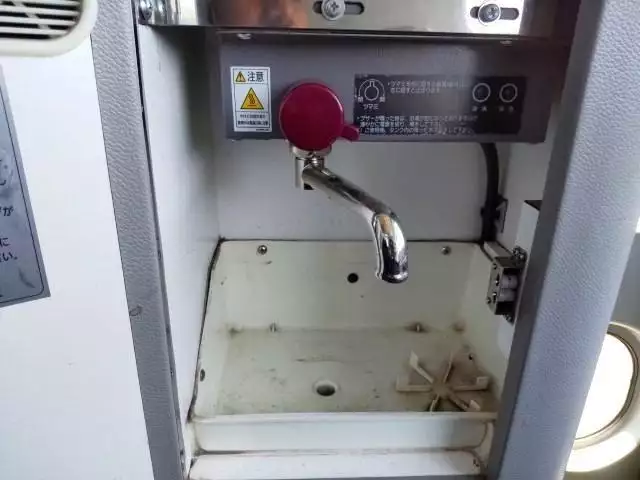 平成25年04月中古大型バス日野セレガの画像15