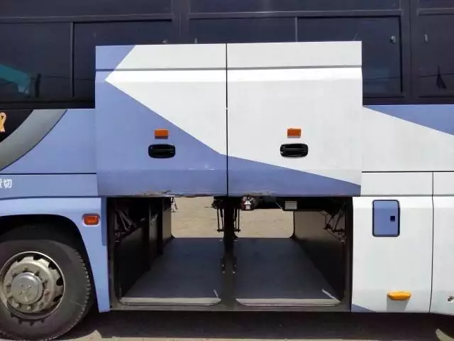 平成25年04月中古大型バス日野セレガの画像28