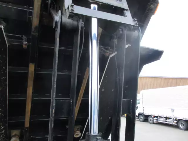 令和02年09月中古大型ダンプいすゞギガの画像35