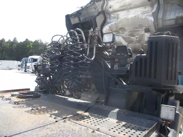 平成29年03月中古大型トラクタヘッド日野プロフィアの画像20