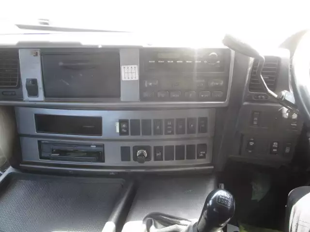 平成29年03月中古大型トラクタヘッド日野プロフィアの画像30