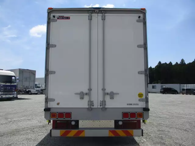 令和02年11月中古増トンアルミバン・ウィングいすゞフォワードの画像6