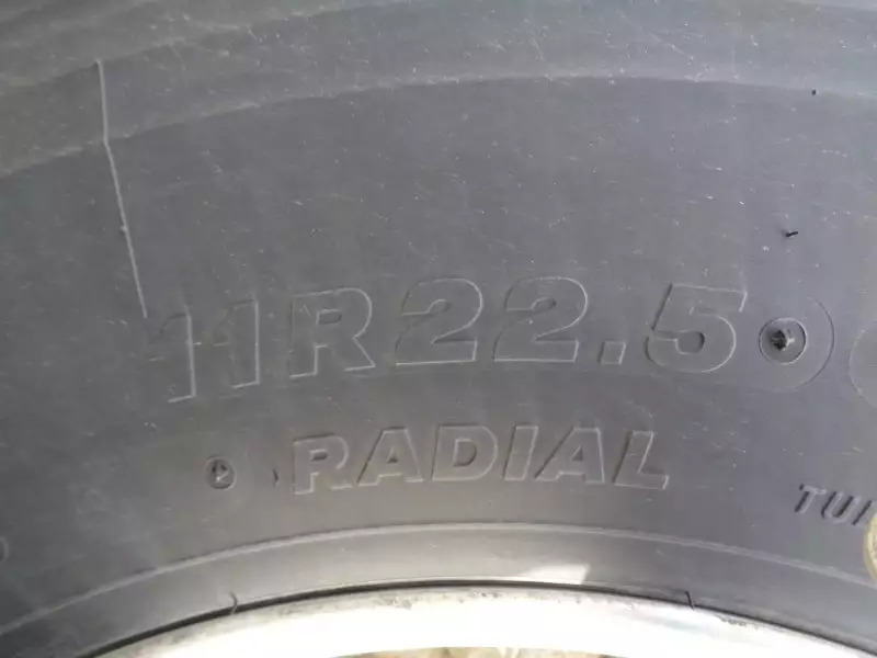 平成28年06月中古大型トラクタヘッドいすゞギガの画像16