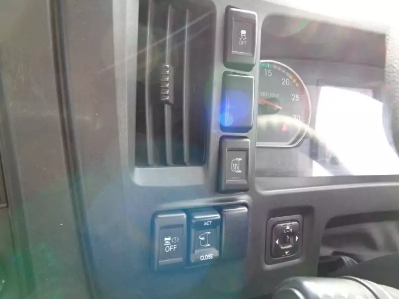 平成28年06月中古大型トラクタヘッドいすゞギガの画像33