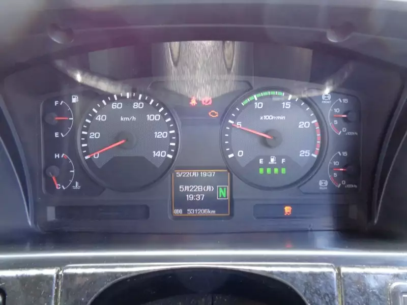 平成26年09月中古大型トラクタヘッド三菱ふそうスーパーグレートの画像27