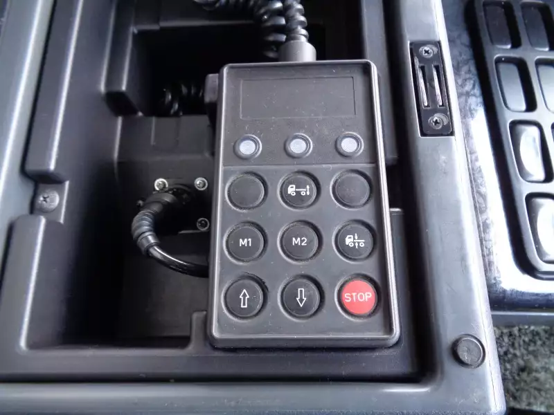 平成26年09月中古大型トラクタヘッド三菱ふそうスーパーグレートの画像36