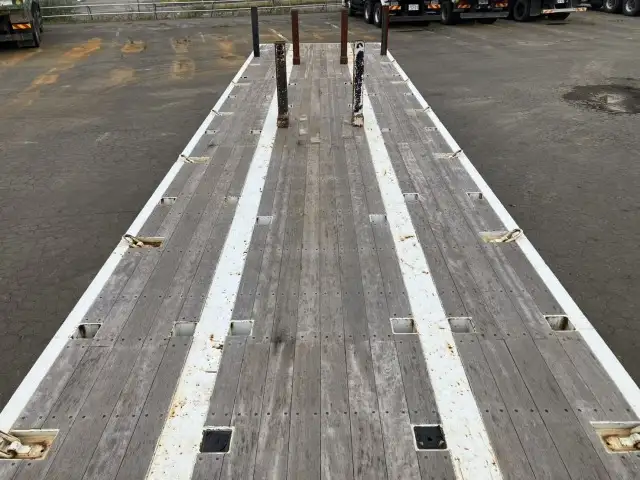 ナンバー付 令和3年 東邦 12M3軸フラットトレーラー リフトアクスル(後後軸残し) 積載:27,700㎏ 第五輪:10,400㎏以上の画像9