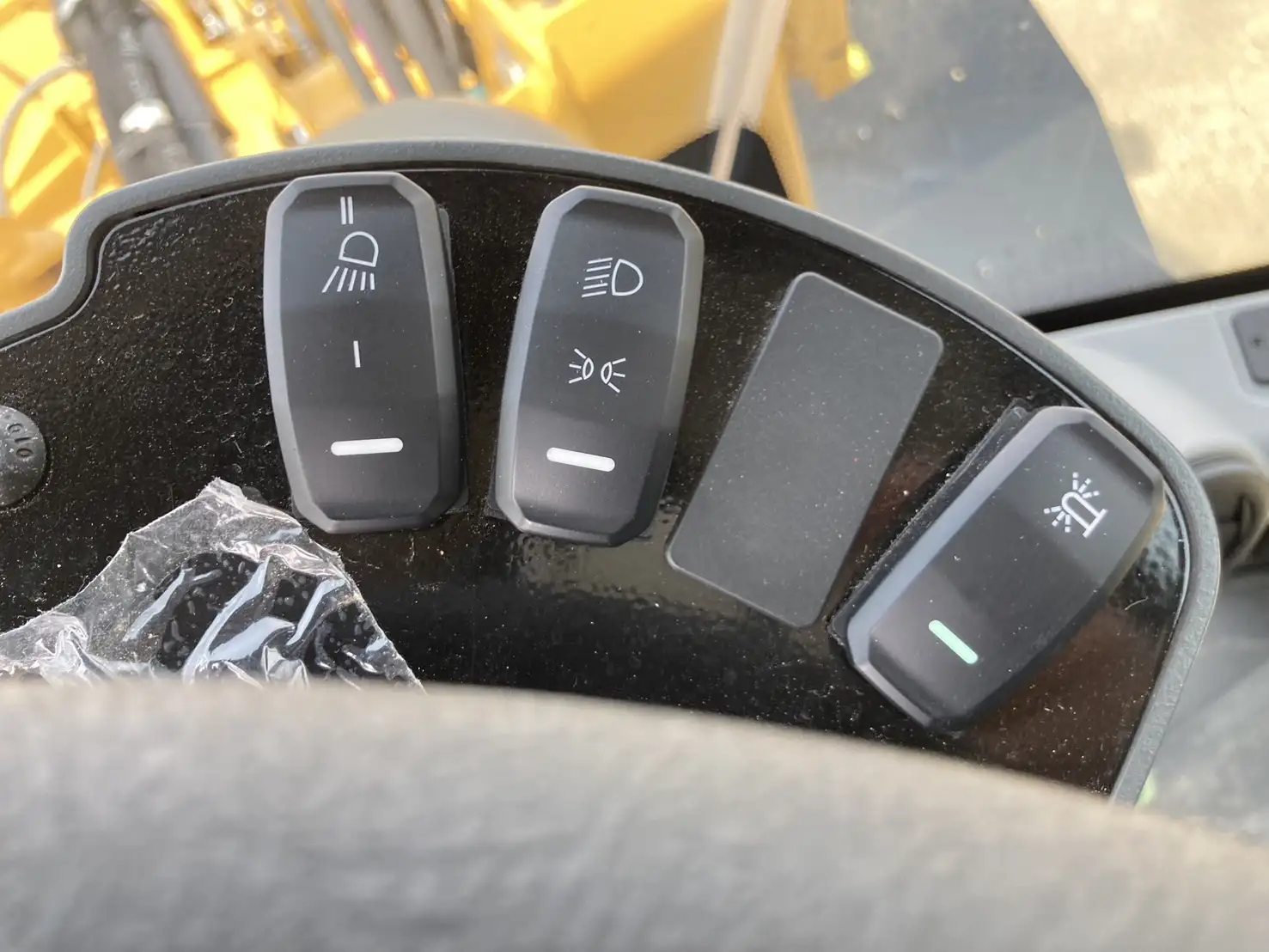 車検:令和8年11月29日 令和4年 キャタピラー 910 汎用タイヤショベル アワー:350h 距離:1,660㎞ バケット付きの画像26