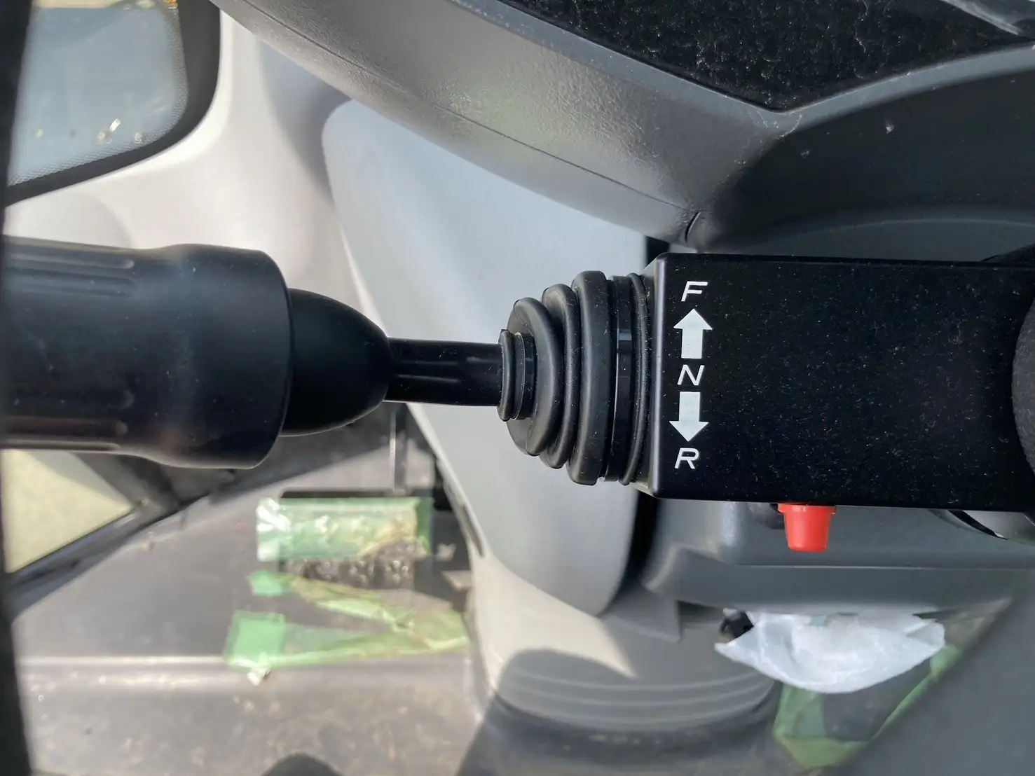 車検:令和8年11月29日 令和4年 キャタピラー 910 汎用タイヤショベル アワー:350h 距離:1,660㎞ バケット付きの画像27